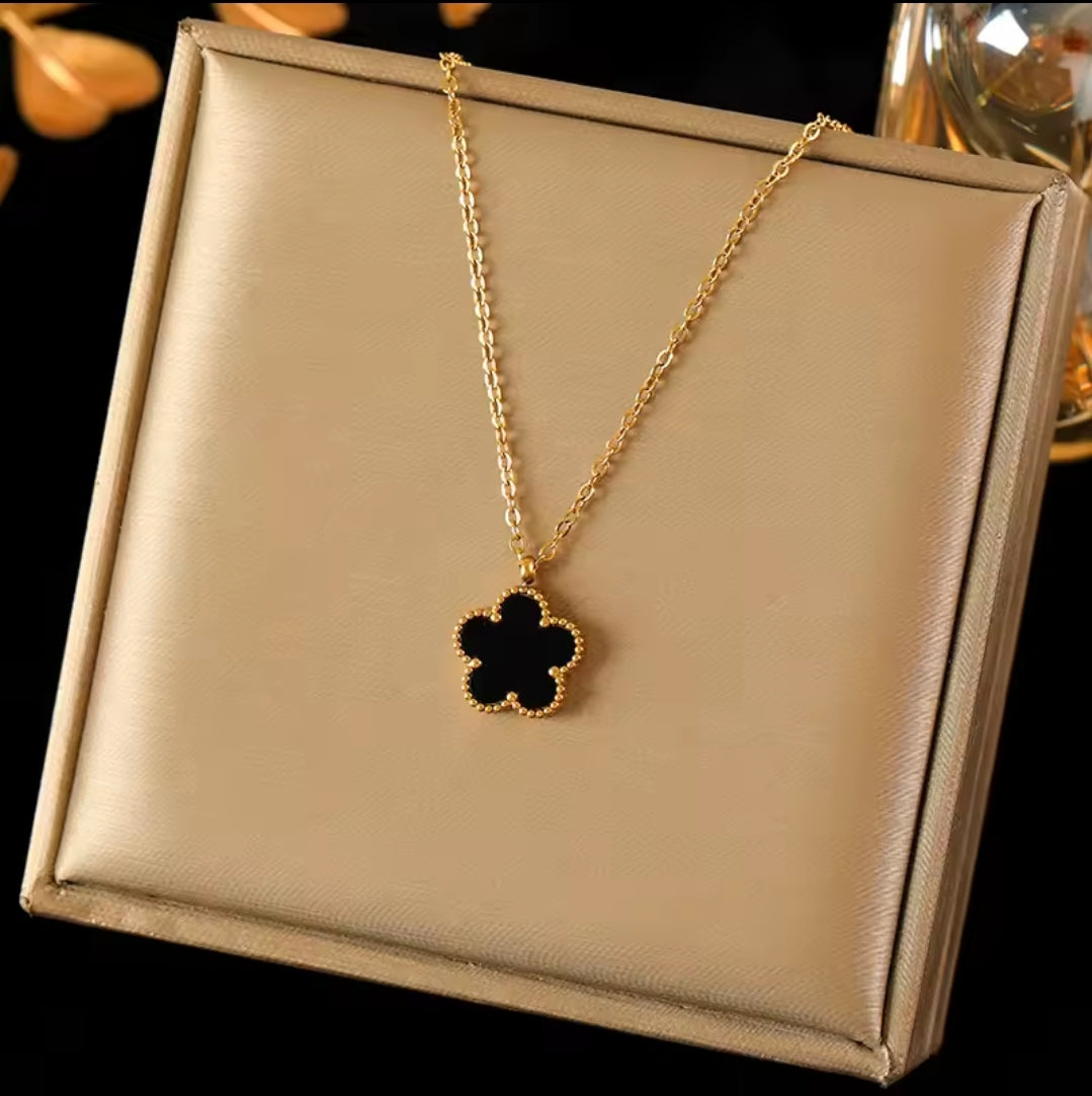 Livia Clover Necklaces