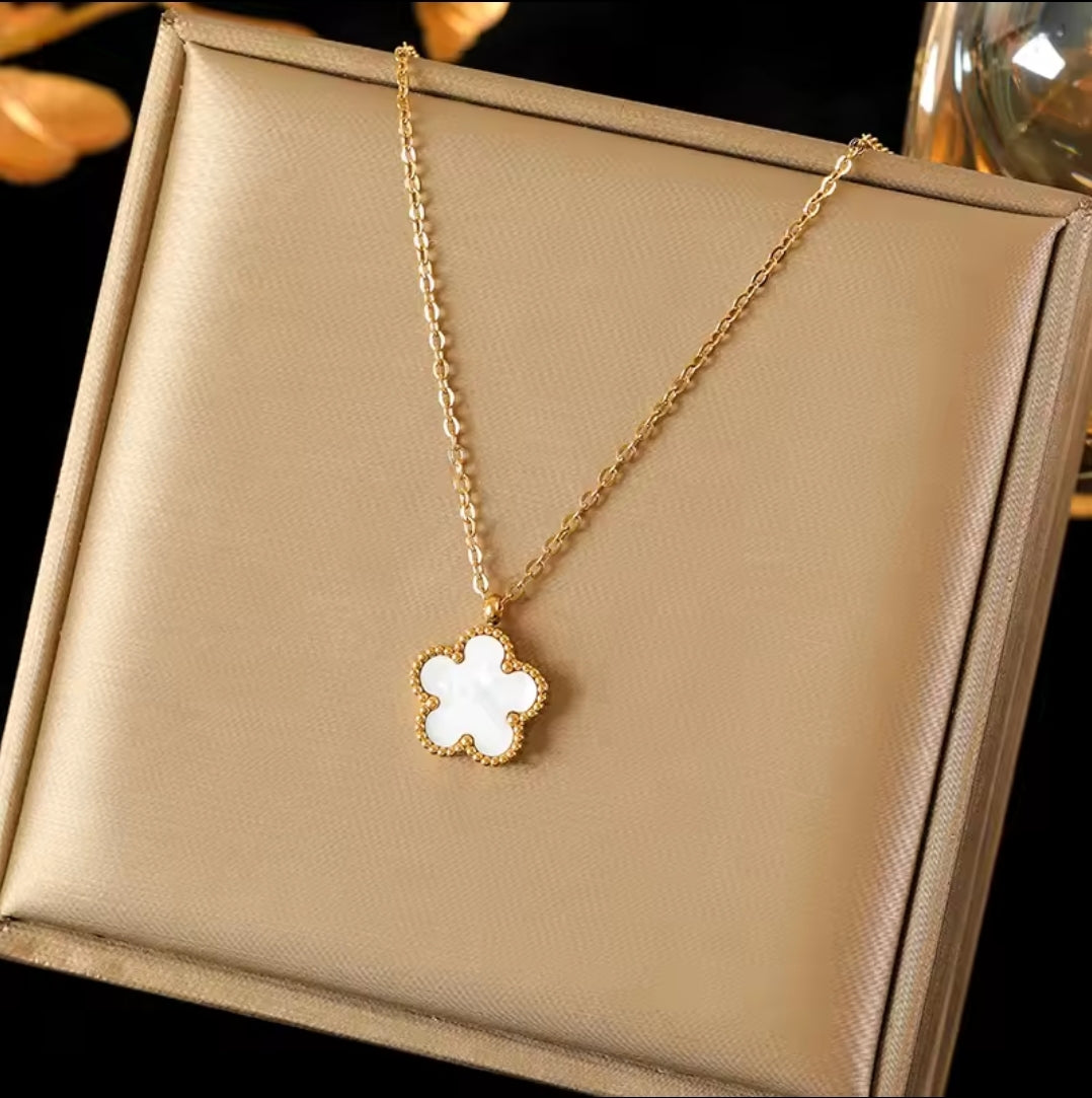 Livia Clover Necklaces
