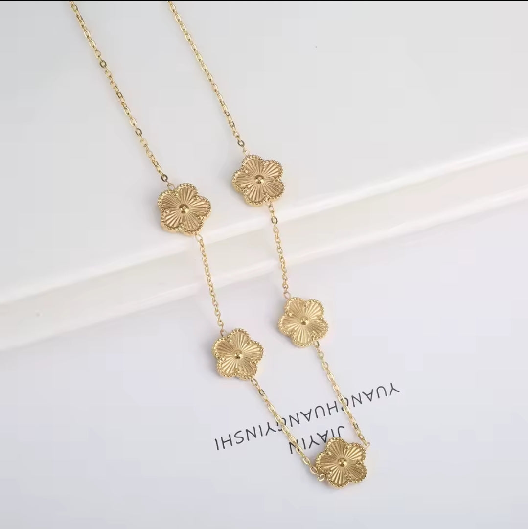 Vara 5-leaf Flower Jewelry Set