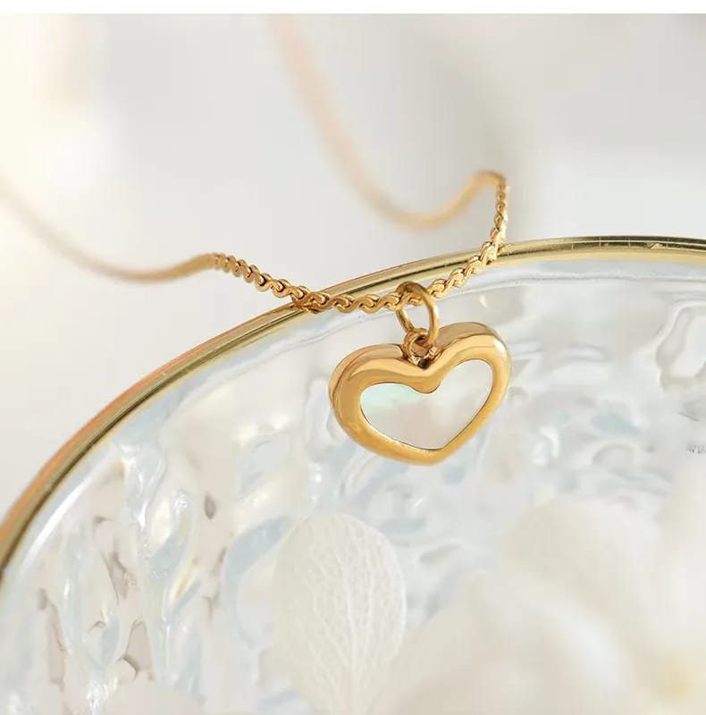 The Selene Radiant Heart Necklace Set
